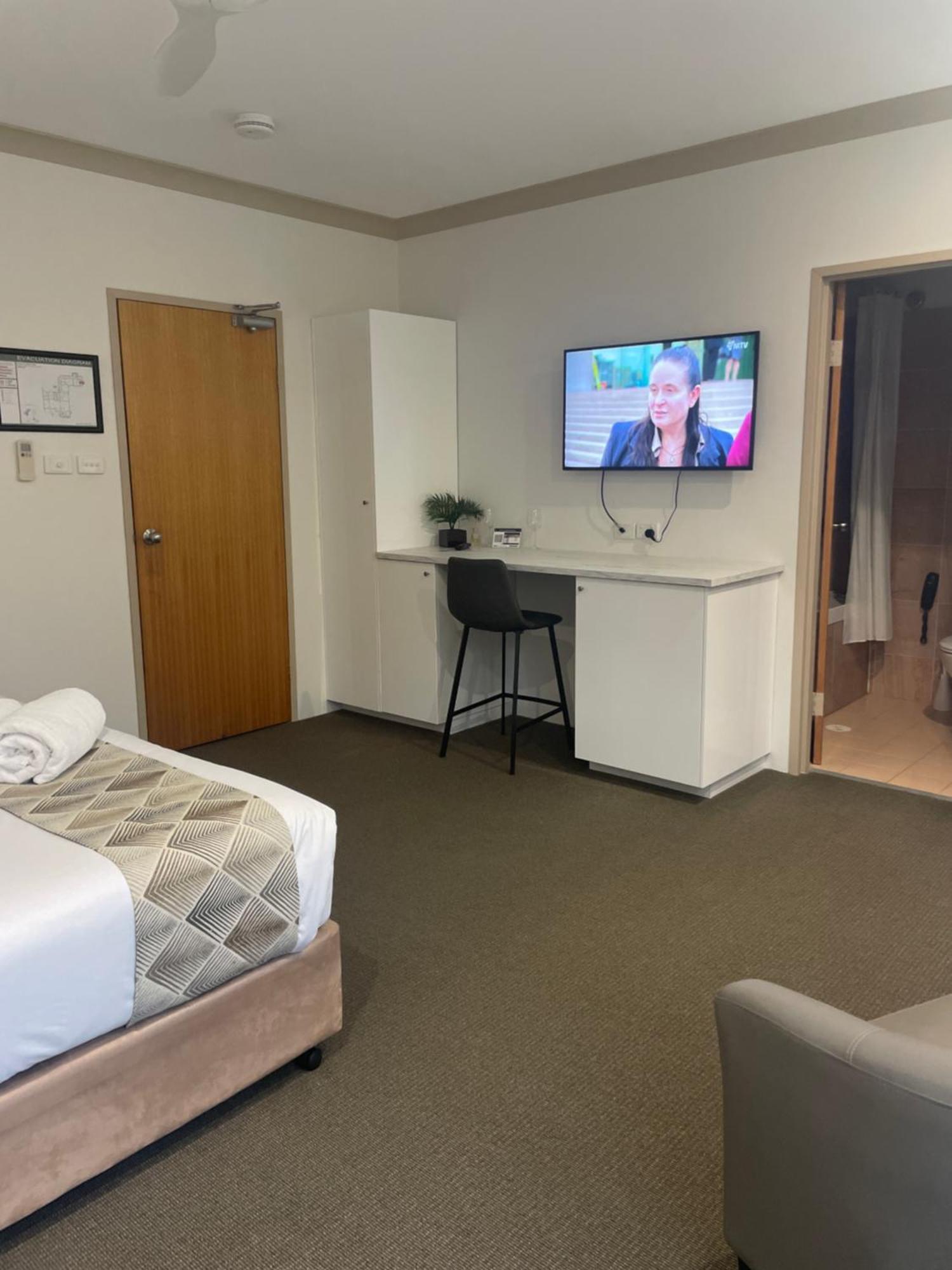 Oasis Inn Ulladulla - Welcoming Guests 18 Years And Older Экстерьер фото