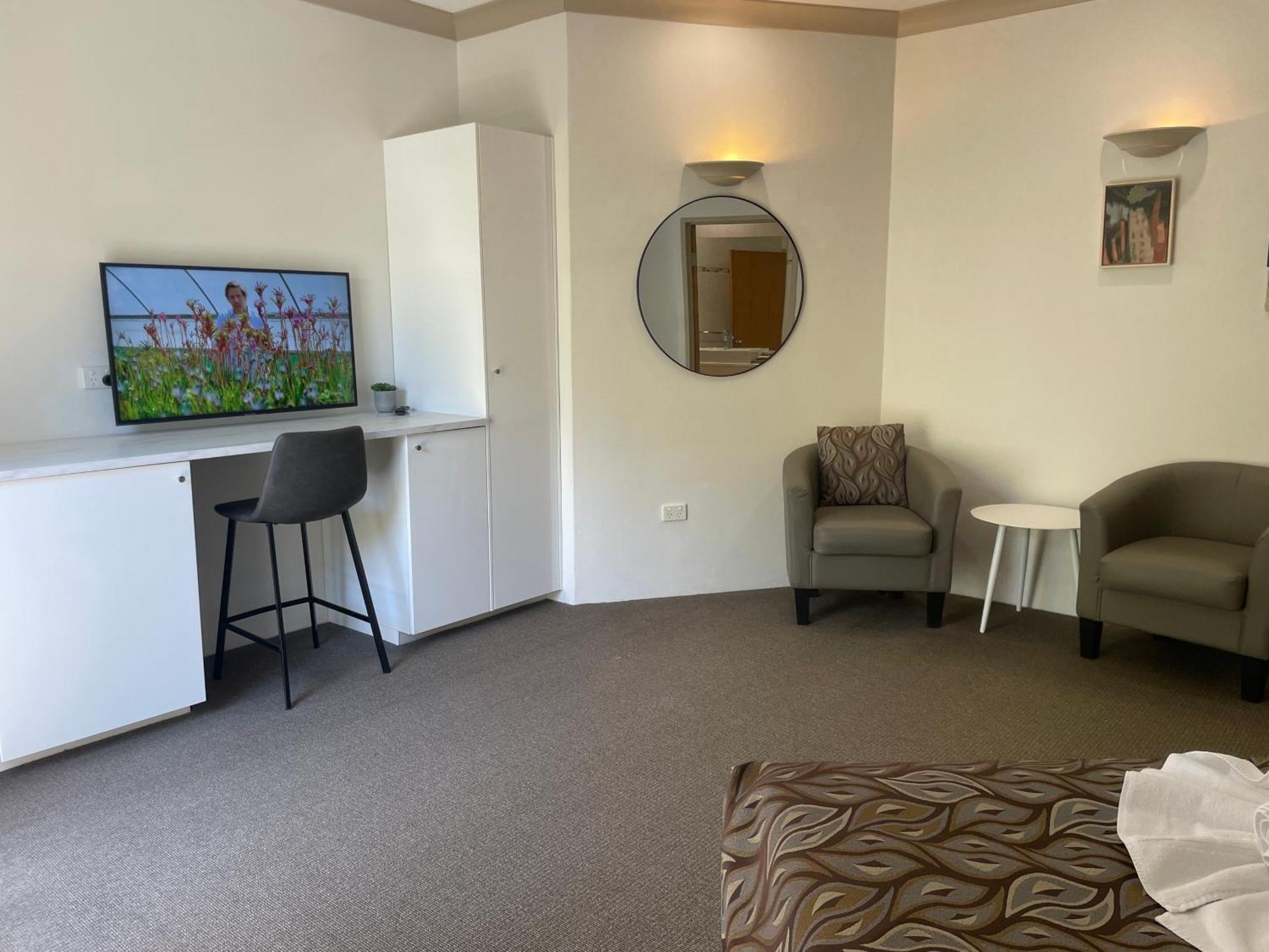 Oasis Inn Ulladulla - Welcoming Guests 18 Years And Older Экстерьер фото
