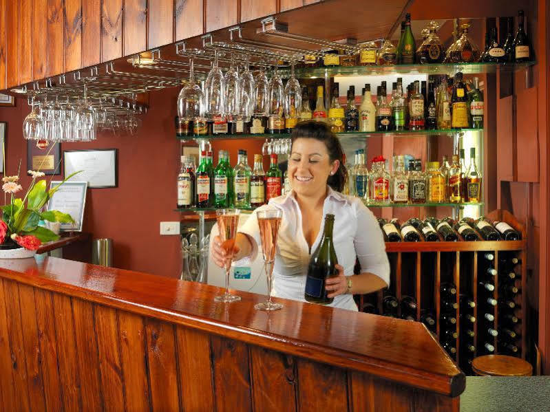 Oasis Inn Ulladulla - Welcoming Guests 18 Years And Older Экстерьер фото